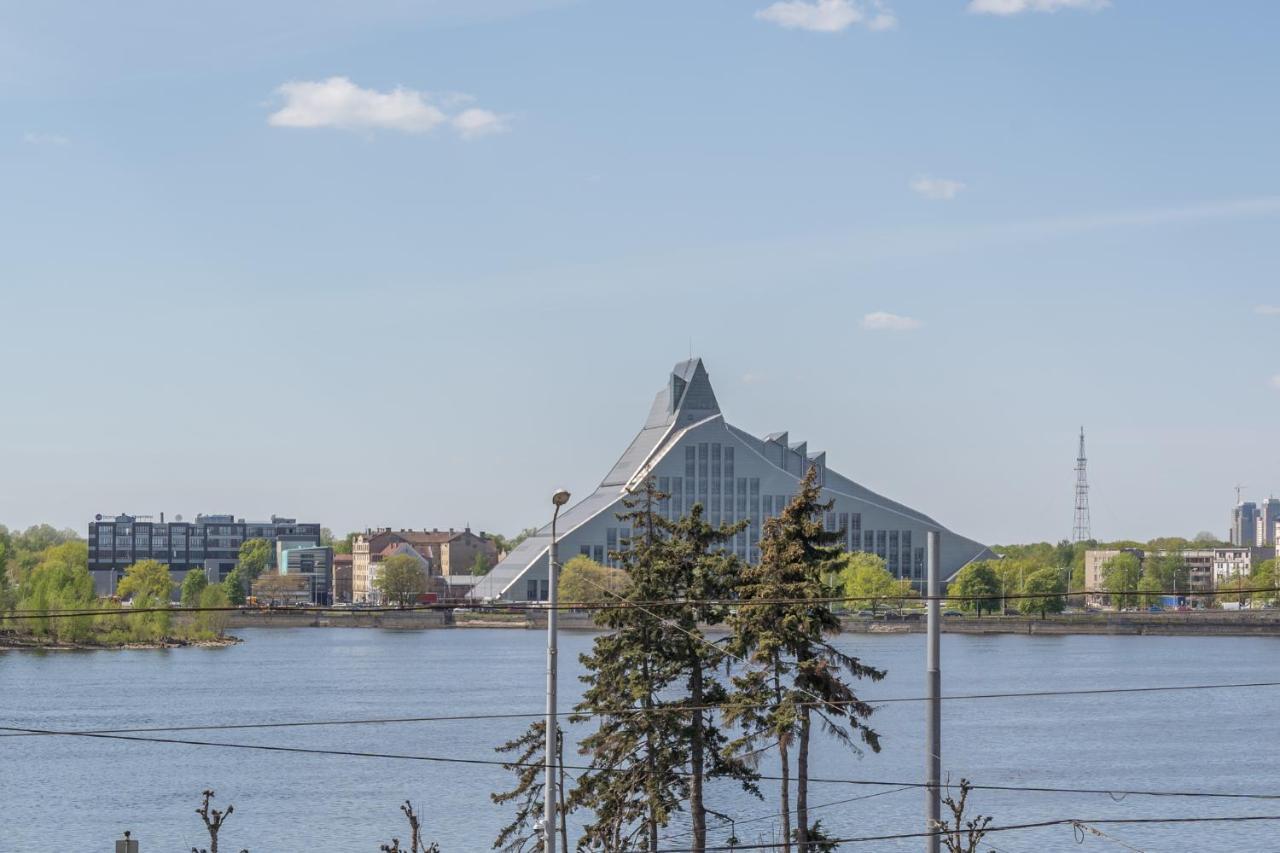 Cosy Studio With River View Riga Eksteriør billede